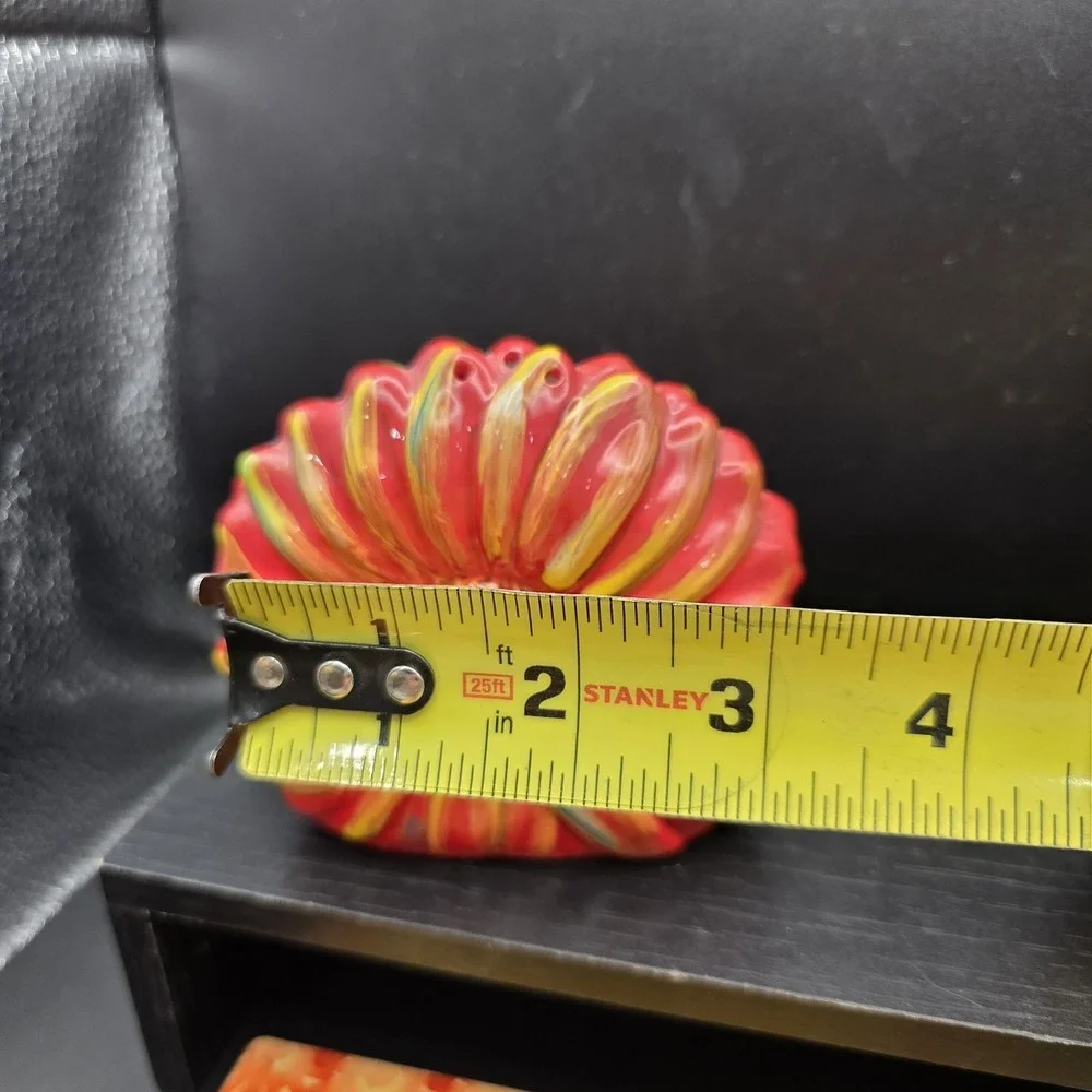 Clay Art Sunflower Salt And Pepper  Shakers And Trivet‎